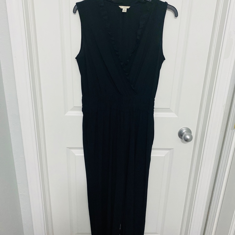 Adorable! Black Sleeveless Jumper